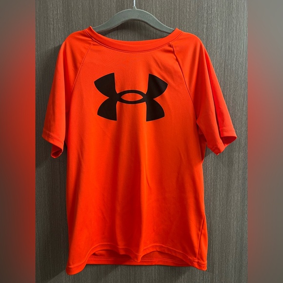 Boy's Under Armour Logo T shirt Youth Small Orange - Picture 1 of 3